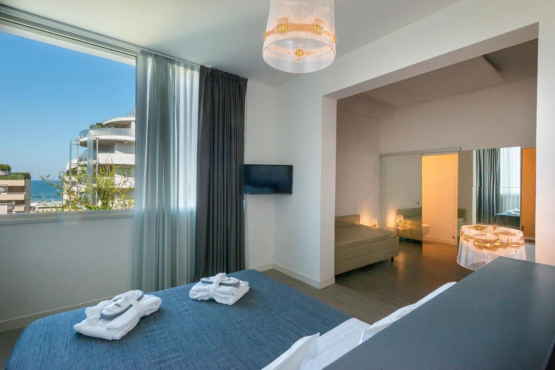 Junior Suite con Vista Mare Laterale